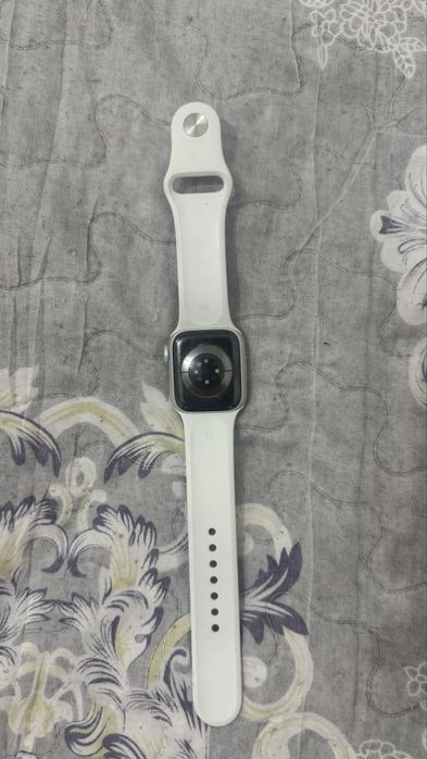 Apple watch series 8 41mm продам