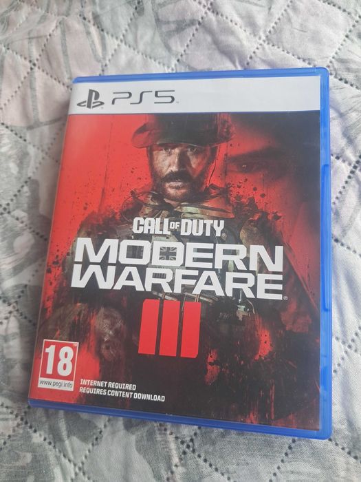Продавам игра за PlayStation 5 Call of Duty 3