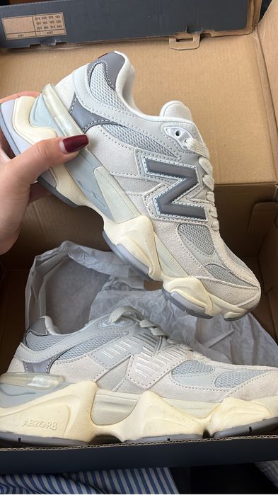 New Balance 9060