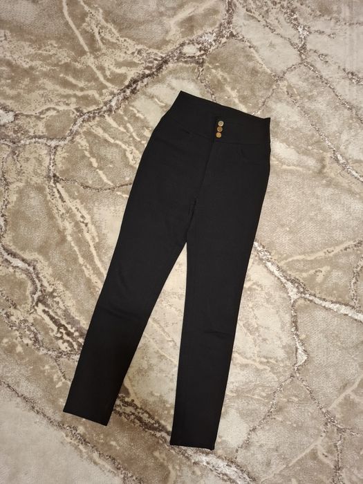 Pantaloni dama casual