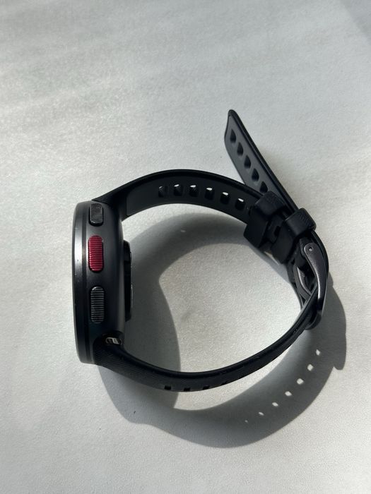 Продам часы polar vantage v2