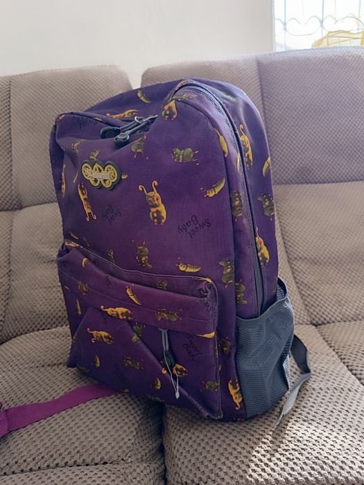 Рюкзак школьный продам новый