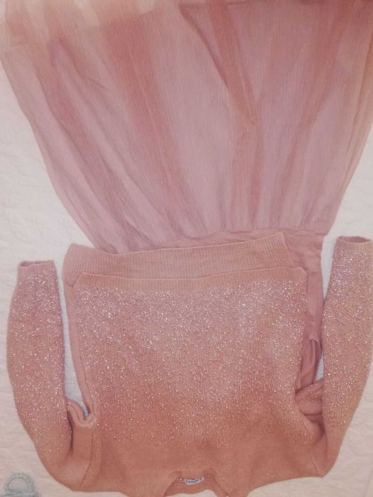 красива детска рокля зимна и лятна