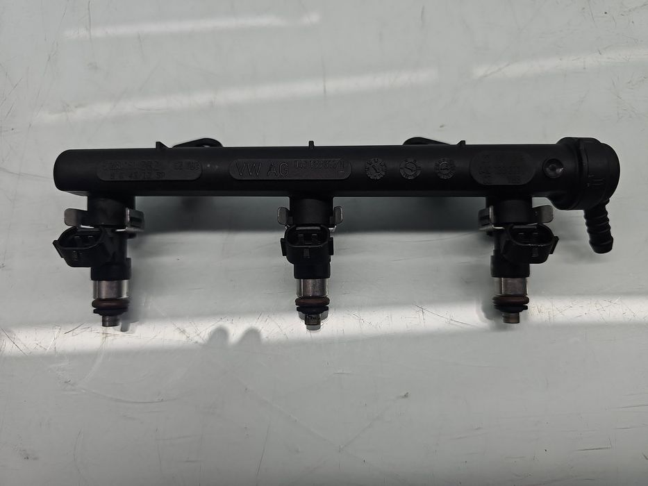 Rampa injectoare Skoda Fabia 3 (NJ3) [Fabr 2014-prezent] 04C133313 1.0