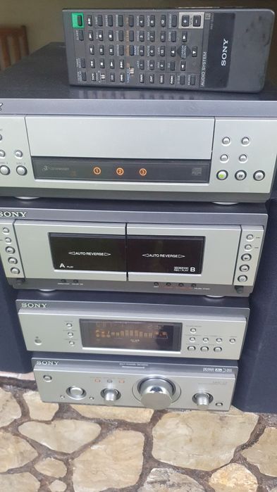 Linie audio sony cu boxe