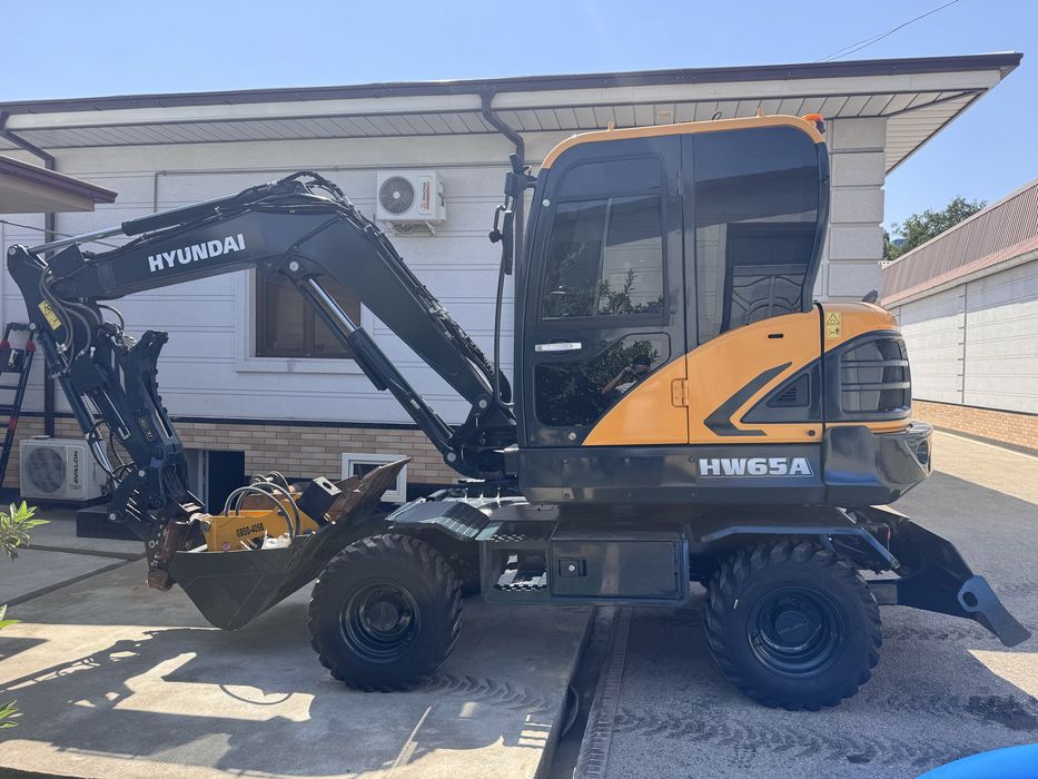 Exkavator HYUNDAI HW65A 2024-yil ishlagan soati 1372