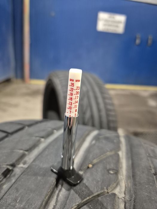 2x 275/40/20 Bridgestone Dueler H/P Sport RFT