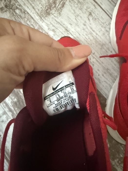 Маратонки Nike 39 номер