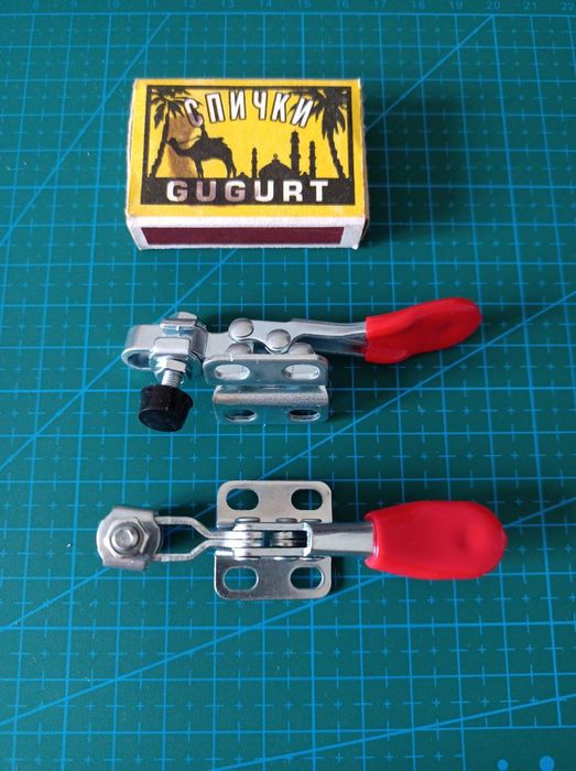 Быстросъемный горизонтальный рычажный зажим, 27 кг, вертикальный