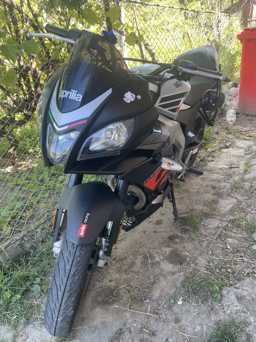 Aprilia tuono 125cc A1