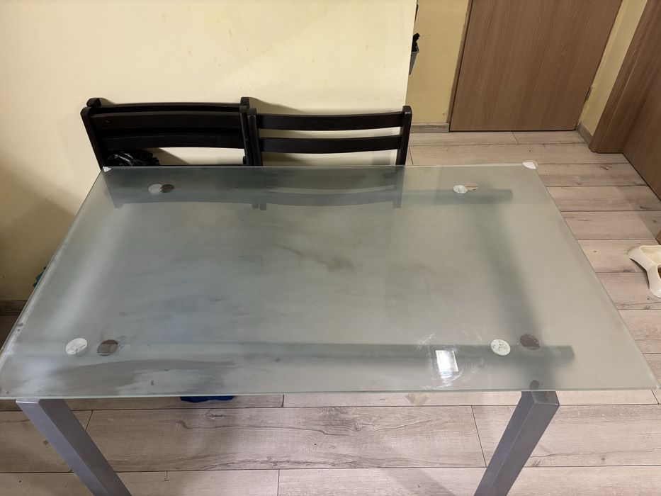 Трапезна маса/Стъклена