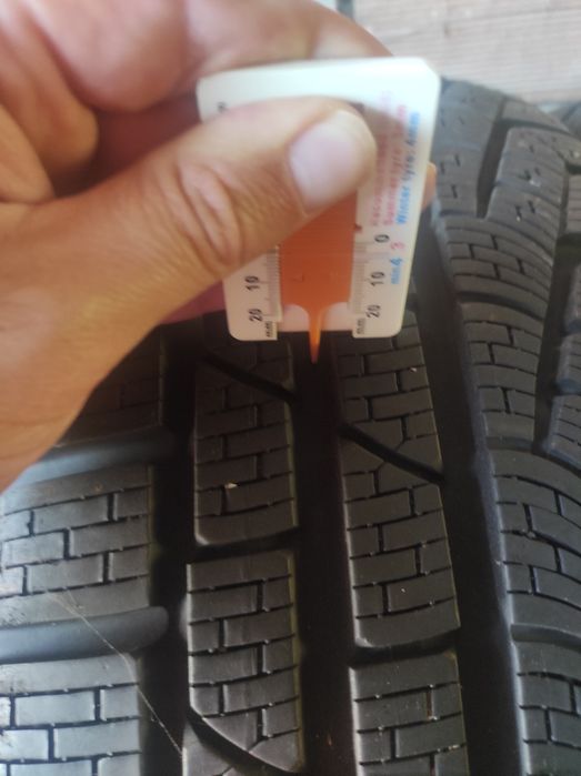 225/55/17 Pirelli