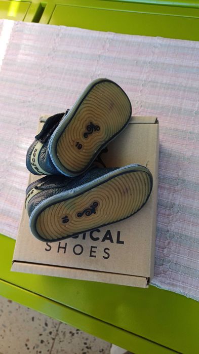 Детски боси обувки