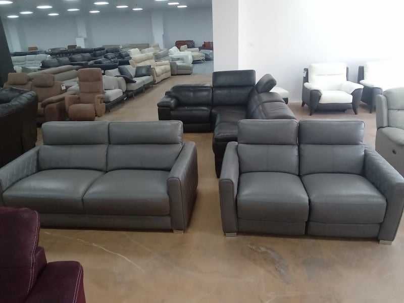 Сиви кожени дивани тройка и двойка с релаксиращ механизъм