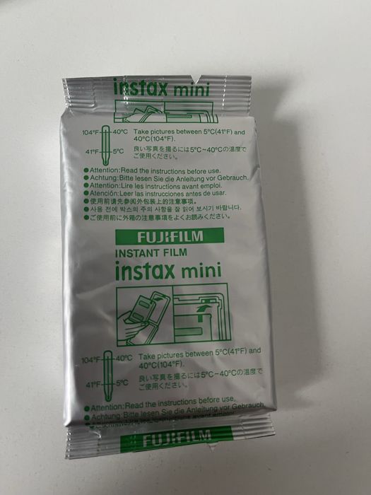 Fujifilm Instax mini 12