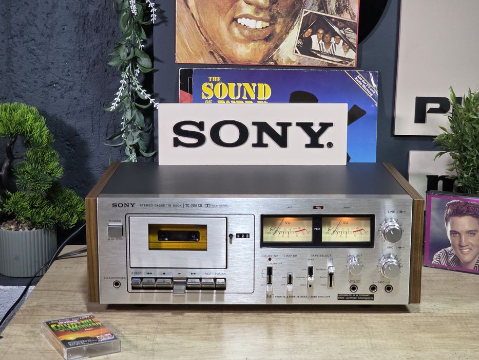 Casetofon deck SONY TC-206 SD, vintage stereo argintiu, laterale lemn, vumetre, impecabil