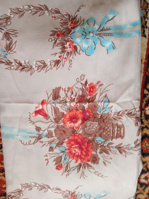 Шторы новые 2 шт