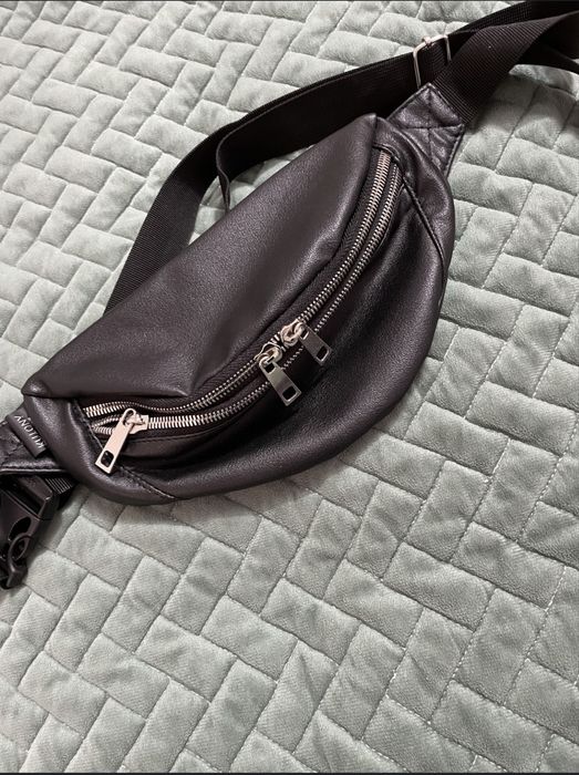 Продам сумку бананку