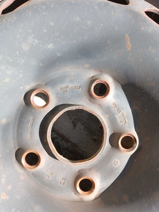 Гуми с джанти 195 65 15