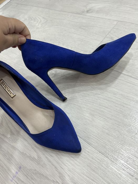 туфли синего цвета