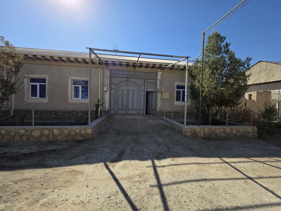 Uchastka sotiladi. Òbachoʻlida