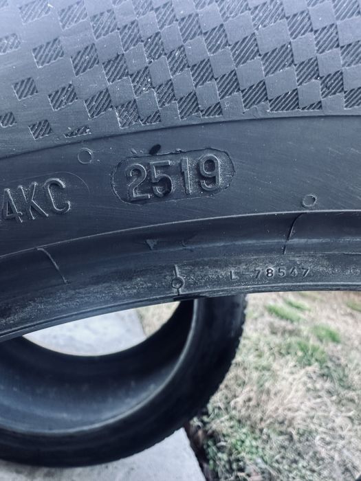 295/35/21 Continental Winter Contact TS 860 S XL -2бр.