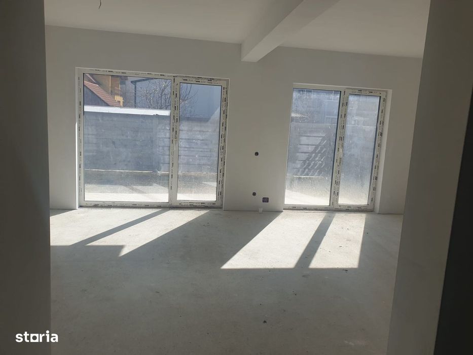 Duplex de vanzare de 130mp teren 216mp zona Floresti Crisan