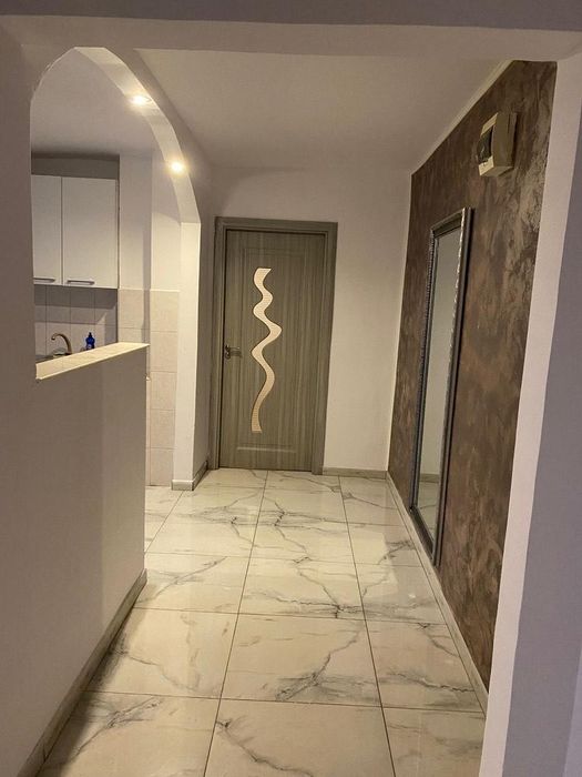 Închiriez apartament 2 camere regim hotelier