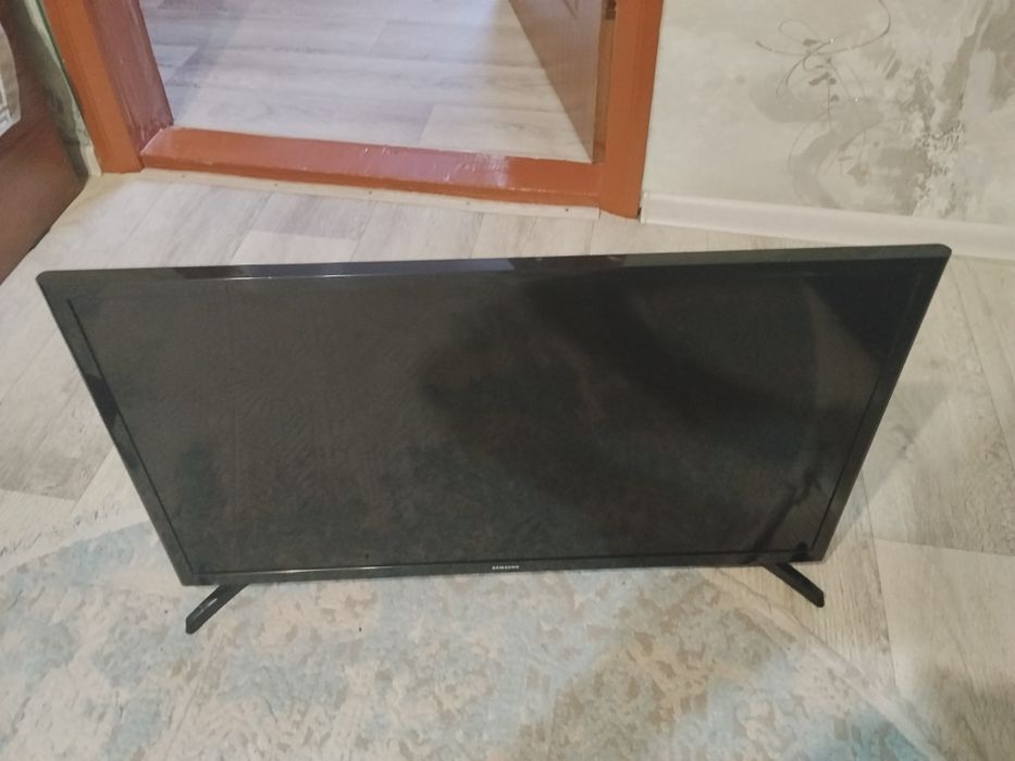 Продам телевизор