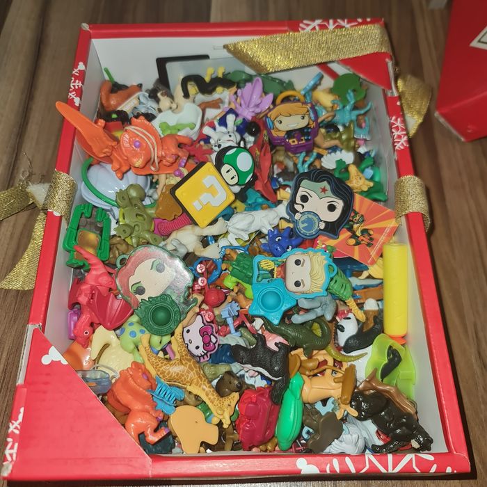 Киндер играчки Kinder