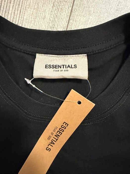 Tricou Essentials