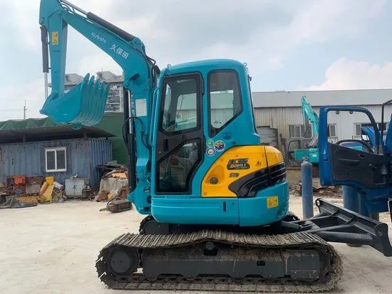 Экскаватор-мини. Услуги Алматы трактор