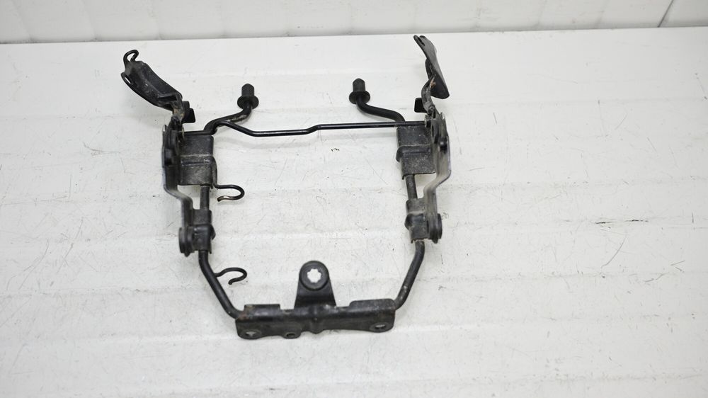 Suport Prindere Cadru Far Suzuki GSR 600 2006 - 2010