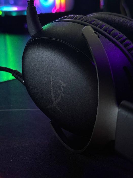 Продам наушник hyper'x could 2/3 для компьютерного клуба