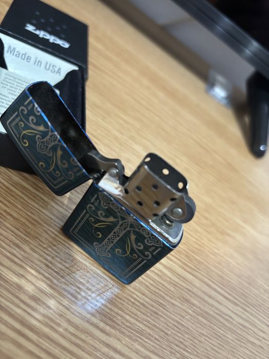 Bricheta Zippo buna