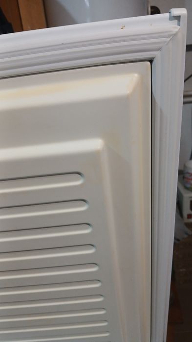 Lada frigorifica HAIER 146l