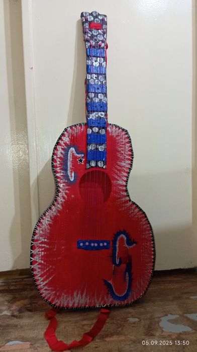 Гитара ручной работы