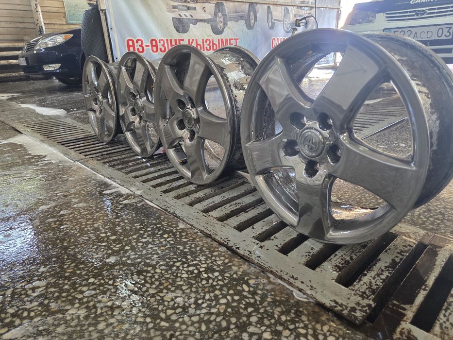 Диски с шинами продам