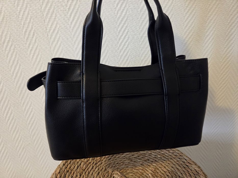 Calvin Klein mini buckle bag нова