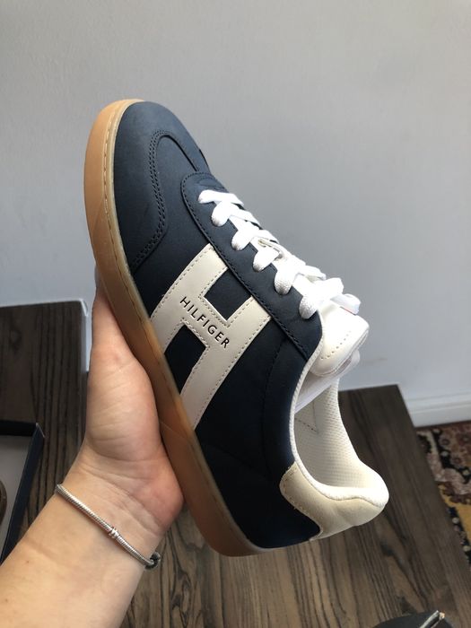 Adidasi Tommy Hilfiger