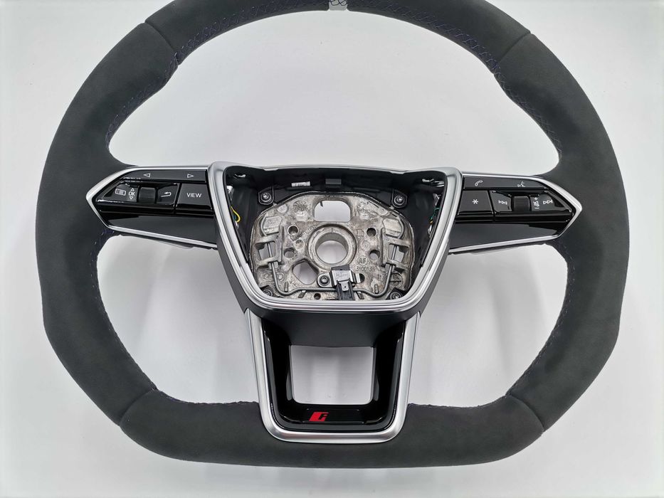 АЛКАНТАРА Нов Спортен Волан Audi E Tron GT RS A6 RS6 A7 RS7 4J3419091D