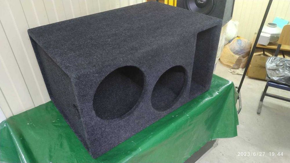 Короб для сабвуфера ЧВР / Kaspi Red