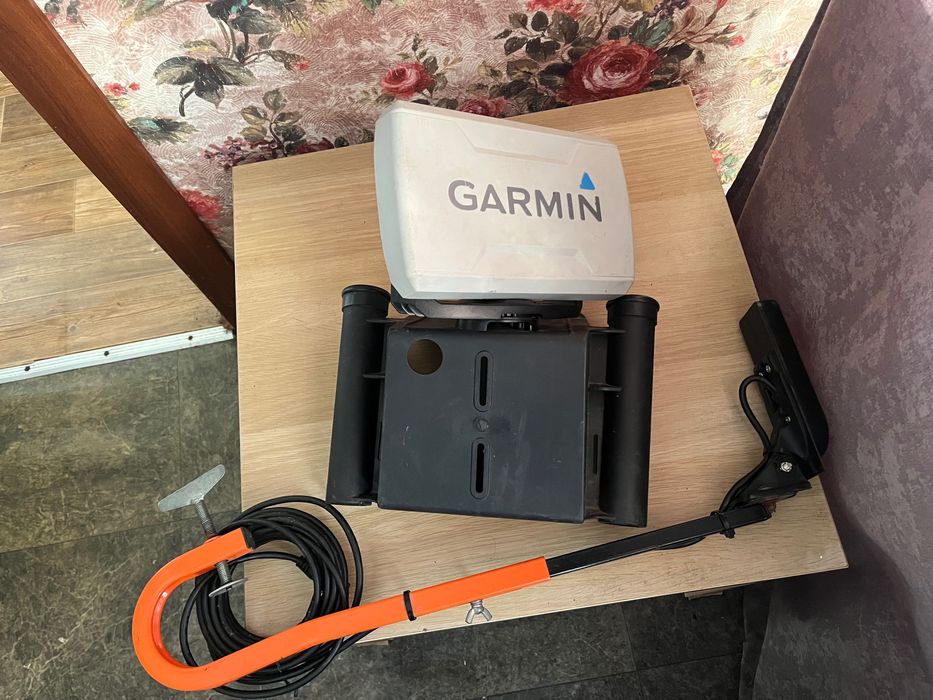 Продам лодку с мотором и эхолотом