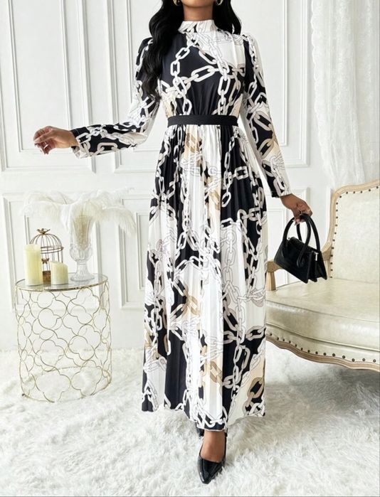 Страхотна нова рокля Л размер