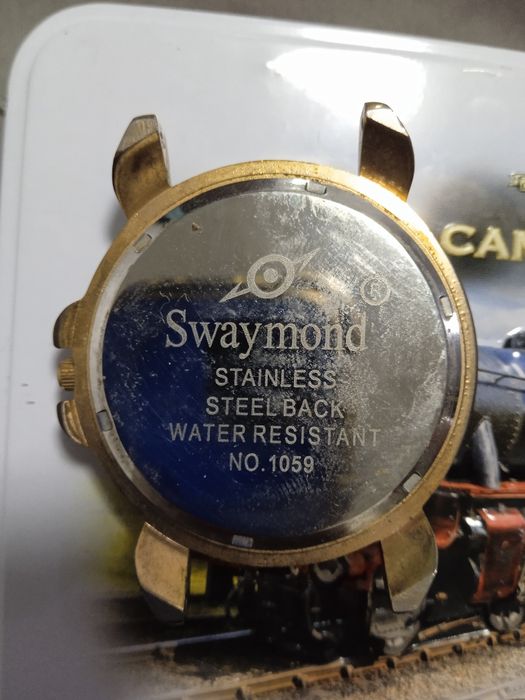 Продам часы женские