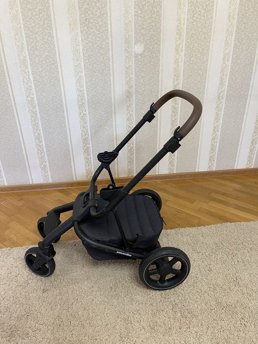 Коляска Easywalker Harvey  с люлькой