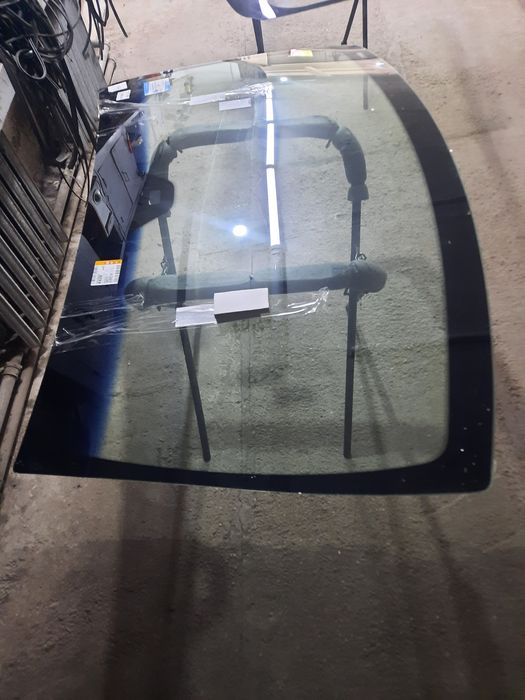 Лобовое стекло ML,GL 164