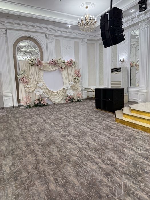 Продам ковралан для ресторана,бильярд ,кафе