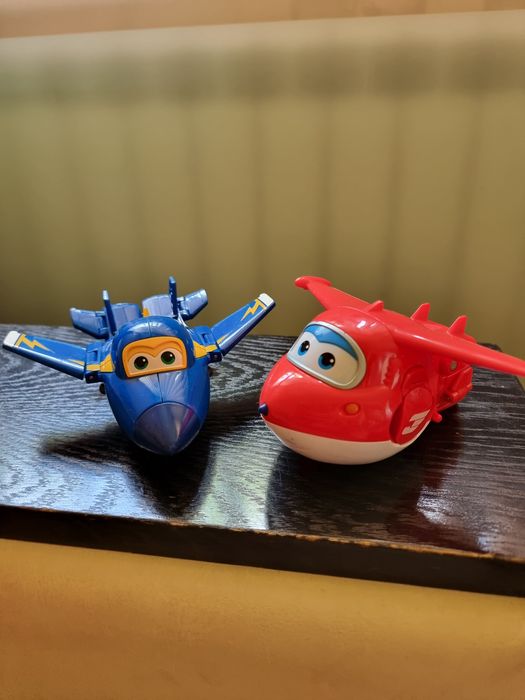 Макуин писти, ,Бакуган, Пез патрул,Бен тен,,Хамелеон ,