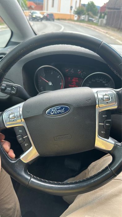 FORD S-MAX 2011 — imagine 3